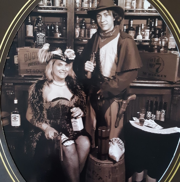 Profile Picture of Lisa Haines (@lisahaines271) on Poshmark