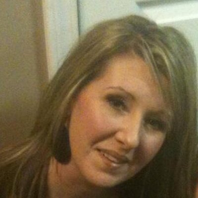 Profile Picture of Jennifer Pitchford (@JennHill99) on Twitter