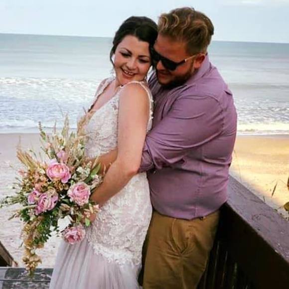 Alexis Kuhlmann - Poshmark Profile Picture of Alexis Kuhlmann (@kuhlmannalexis) on Poshmark