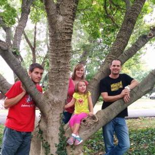 Profile Picture of Staci Wright (@augie529) on Twitter