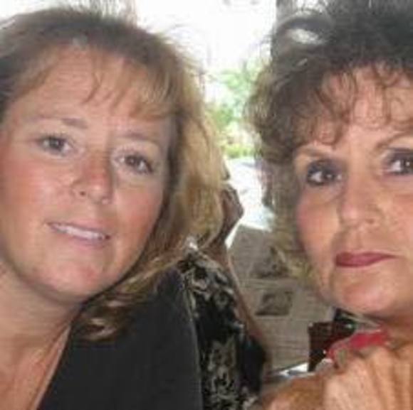 Profile Picture of Robin Lynn (@gracilove) on Poshmark