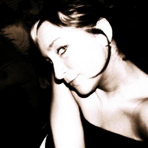 Profile Picture of Laura Pauly (@311332357) on Myspace