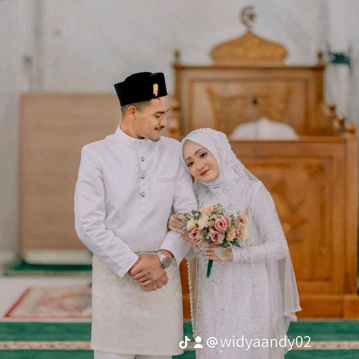 Profile Picture of Aneuk kumun Nek Syah (@widyaandy1602) on Tiktok