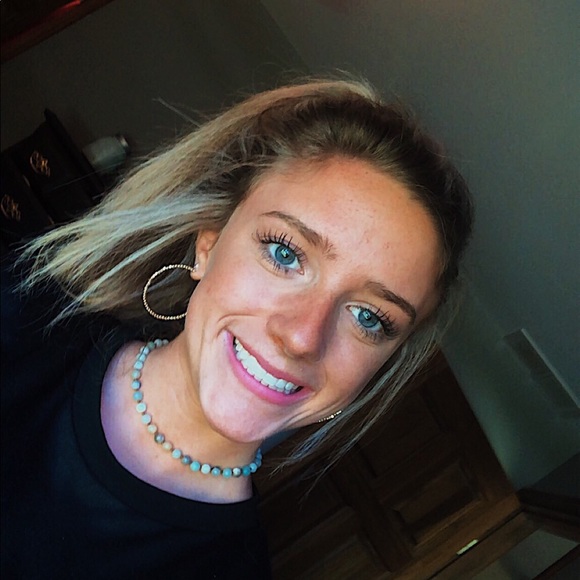 Profile Picture of Emmakay Ruark (@emmakayy_ruarkk) on Poshmark
