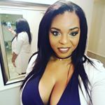 Profile Picture of 🦋Roxanne Elisha Williams🦋 (@rox.in.a.box) on Instagram