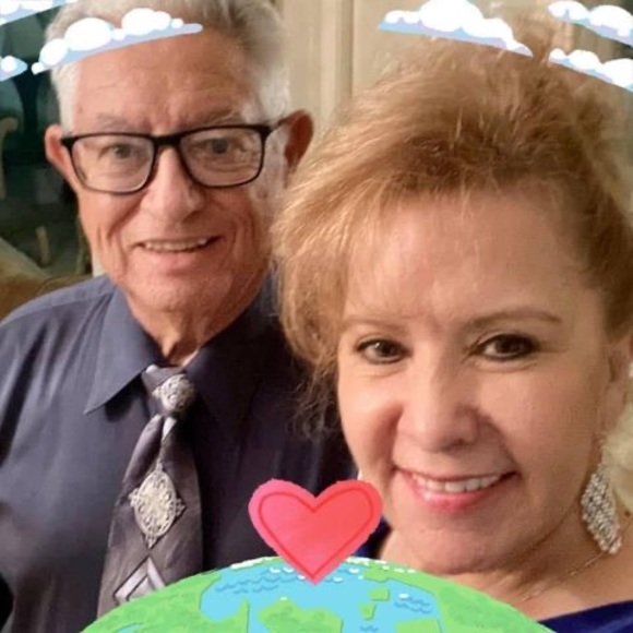 Profile Picture of Miriam Saenz (@msaenz1958) on Poshmark