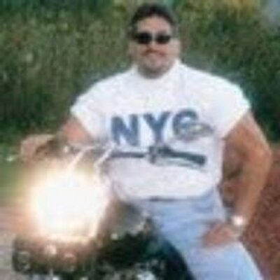 Profile Picture of Mark Wisniewski (@Knuckles6969) on Twitter