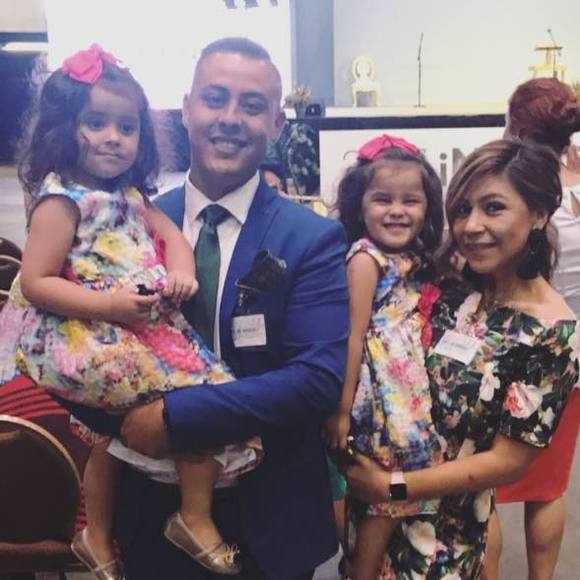 Profile Picture of Danni n Danken (@kenia_h8790) on Poshmark