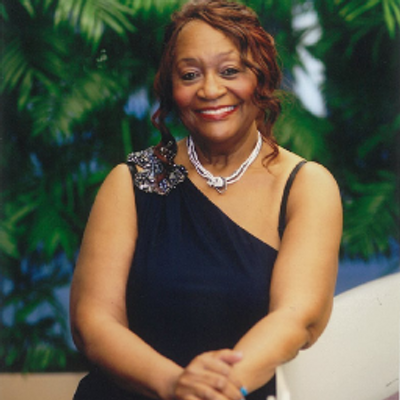 Profile Picture of Doris Louise Wallace (@DorisLWallace) on Twitter