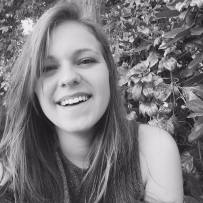 Profile Picture of Débora Fernandes (@DeboraIF) on Twitter