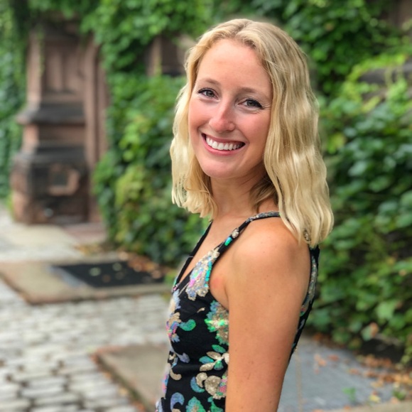 Profile Picture of Brittany Kunkel (@bek278) on Poshmark