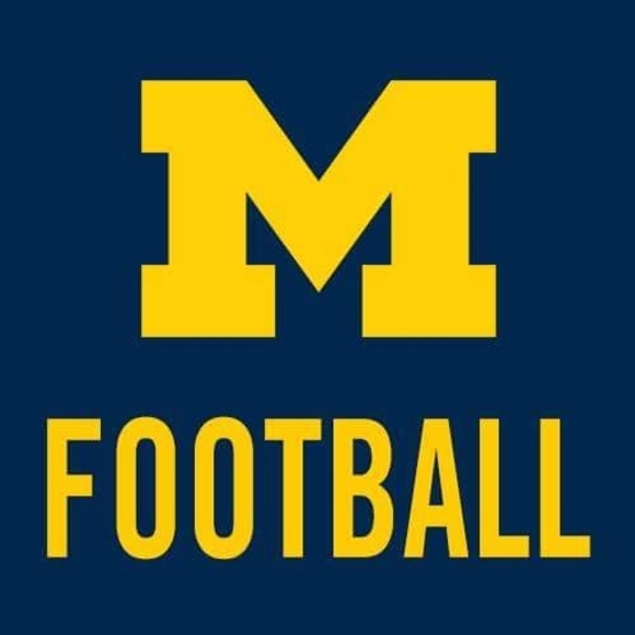 Profile Picture of David Green (@loruns) on Poshmark