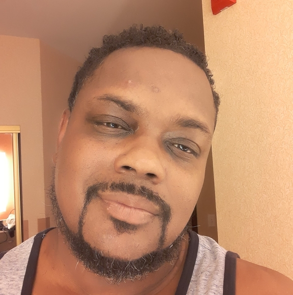Profile Picture of Ray Owens (@ray1794) on Poshmark