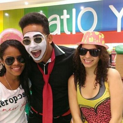 Profile Picture of Renee Matos (@MatosRenee) on Twitter