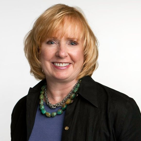 Profile Picture of Merrill Rosedale (@oddrose) on Poshmark