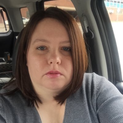 Profile Picture of Amanda J Ray (@AmandaRayLaw) on Twitter