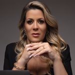 Profile Picture of Joana | FORMADORA MASTER INTERNACIONAL TÉCNICA DE UNHAS DE GEL (@joana__justpro) on Instagram