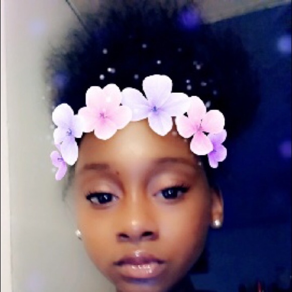 Profile Picture of Majesti Spikes (@majestispikes) on Poshmark