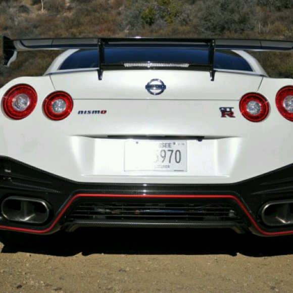 Profile Picture of Kevin Solis (@kevins17_) on Poshmark