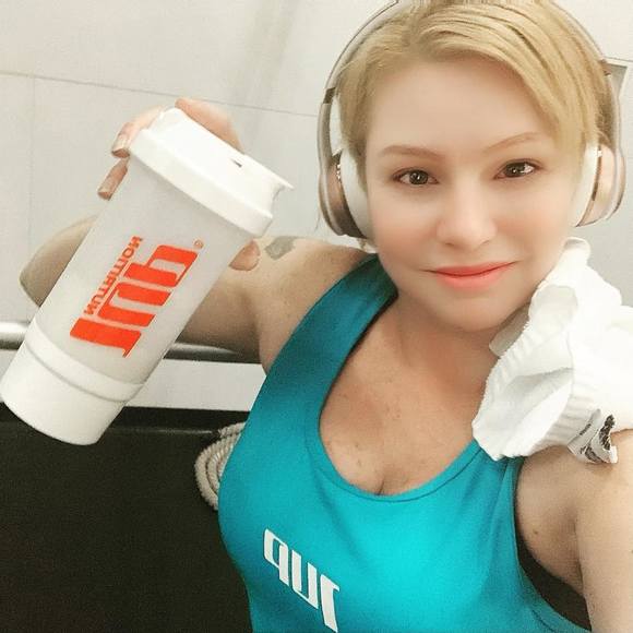 Profile Picture of Ann Meseck (@annmeseck) on Poshmark