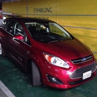 Profile Picture of Alexander L Strand (@1ev_guy) on Twitter