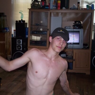 Profile Picture of Daniel Mader (@FirePyro32) on Twitter