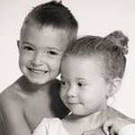 Profile Picture of Kim Heiligman Kelly (@kimkelly1980) on Instagram