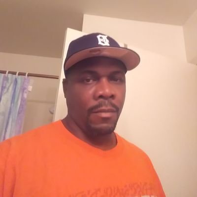 Profile Picture of Dee Clarkson Family Man (@DemetricClarks3) on Twitter