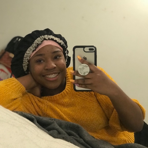 Profile Picture of Kayla Latiker (@kaylalatiker) on Poshmark