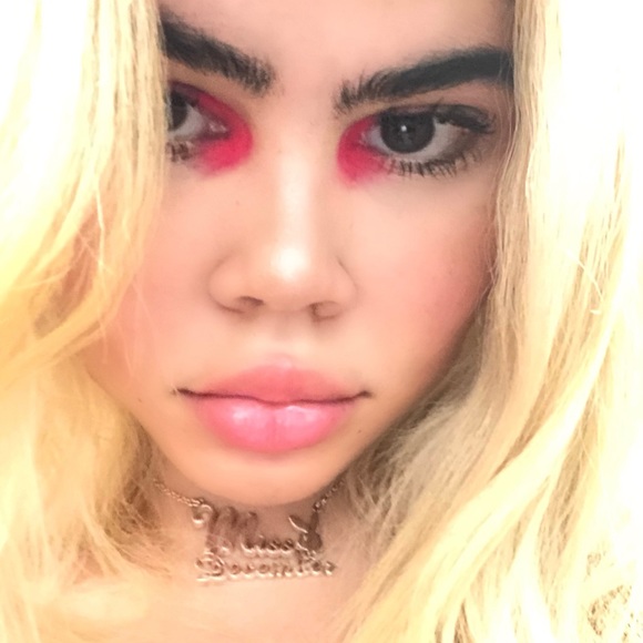 Profile Picture of Ruby Alice (@rubyalice143) on Poshmark