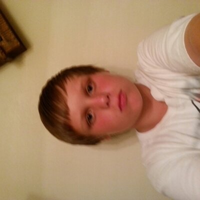 Profile Picture of Chaz Clark (@cr85_kid) on Twitter