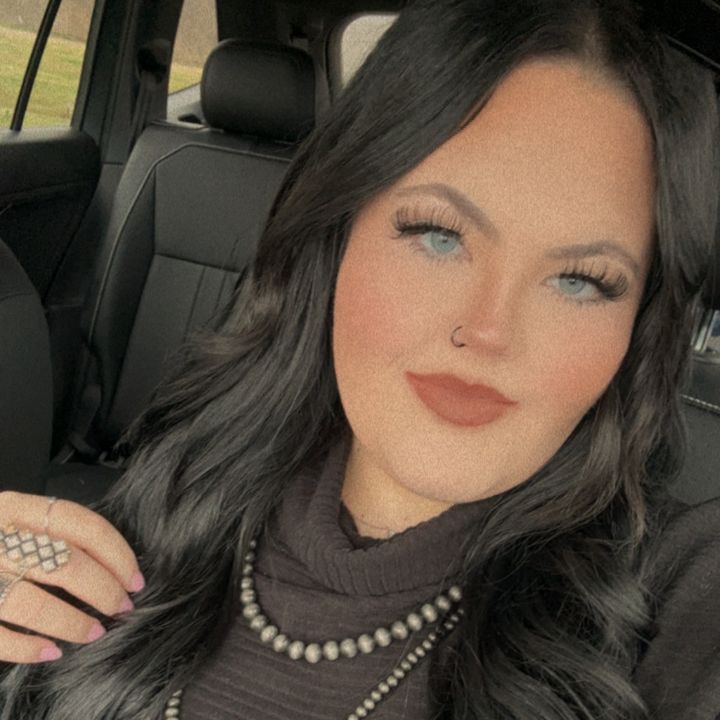 Profile Picture of   Natalie Bennett... (@nataliebennett3) on Tiktok