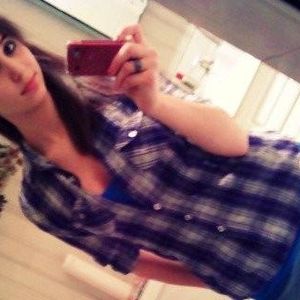 Profile Picture of Elizabeth Weiss (@lizweiss415) on Myspace