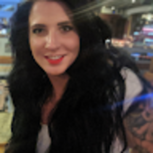 Lily Van scyoc - Poshmark Profile Picture of Lily Van scyoc (@lilyvan1188) on Poshmark