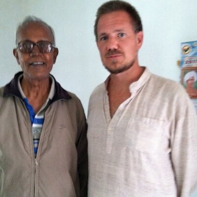 Profile Picture of Matthew Lame Deer (@walks1stepback) on Twitter