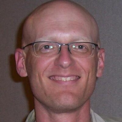 Profile Picture of Dave Arnett (@submarinerdave) on Twitter