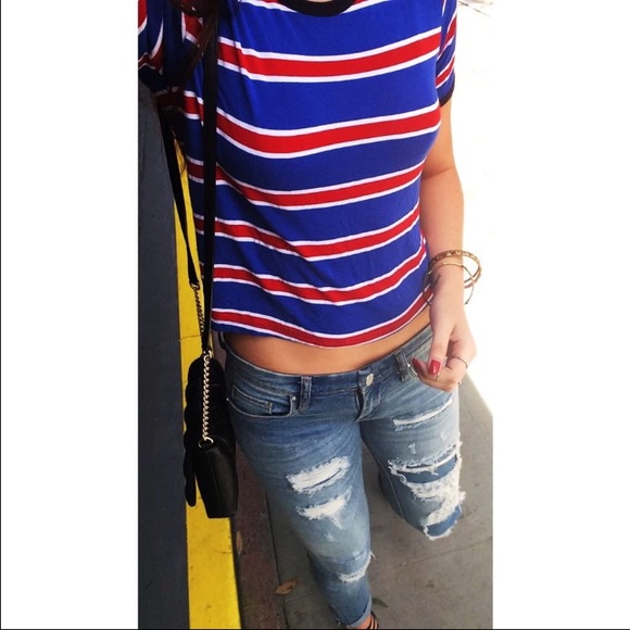 Profile Picture of Cam Musson (@clairetiii) on Poshmark