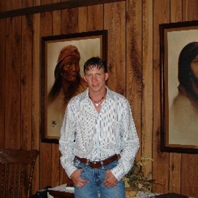 Profile Picture of Doug Weitzel (@SouthernCoowboy) on Twitter