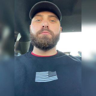 Profile Picture of Christopher Wright (@theeemrwright) on Instagram