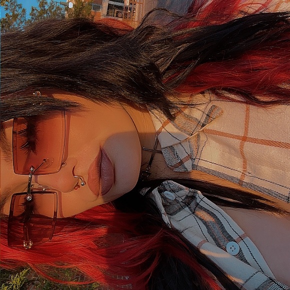 Profile Picture of Camdyn Harrill (@camdynharrill9) on Poshmark