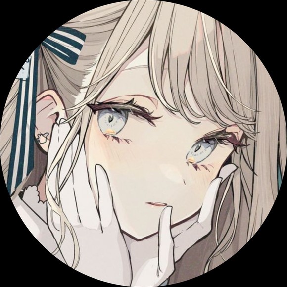 Profile Picture of Melina Rubero (@mrubero08) on Poshmark