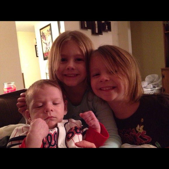 Tasha Bloyer - Poshmark Profile Picture of Tasha Bloyer (@tashalynn729) on Poshmark