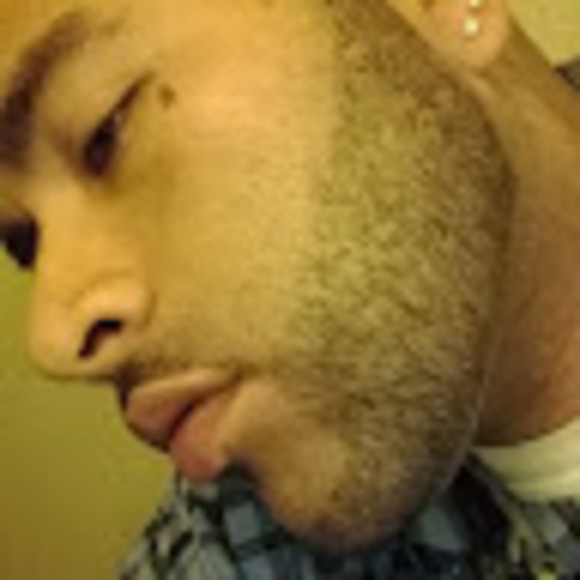 Profile Picture of Brian Lee (@shakgrand) on Poshmark