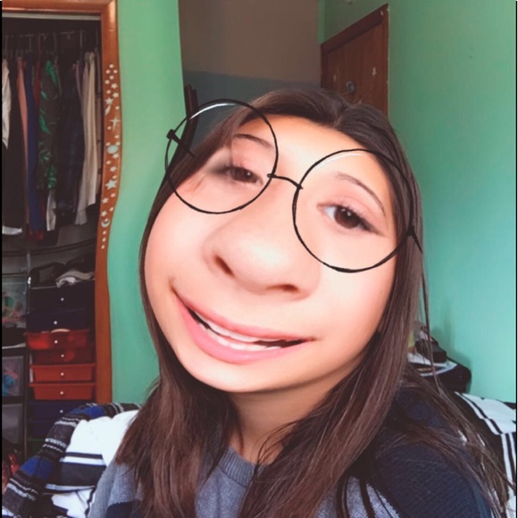 Profile Picture of Meia Mondez (@littliehobojoe) on Poshmark