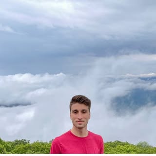 Profile Picture of Tyler (@tylerosborne_) on Instagram