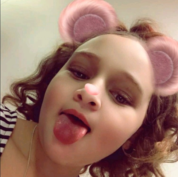 Jenna Edmonds - Poshmark Profile Picture of Jenna Edmonds (@yarkk_jen) on Poshmark