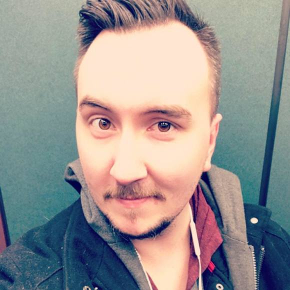 Profile Picture of Daniel Bridgeman (@bitbullet) on Poshmark