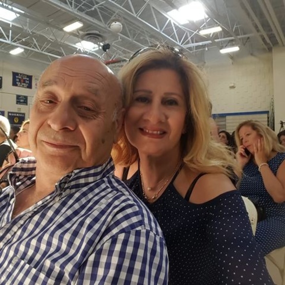 Profile Picture of Renee Khoury (@renee_khoury) on Poshmark