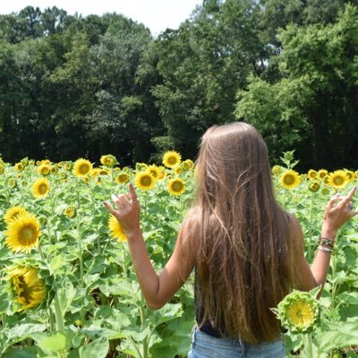 Profile Picture of Pearl Sutton (@PearlSutton16) on Twitter