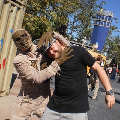 Profile Picture of Travis Wallace (@travis_wallace) on Twitter